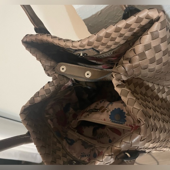 David Jones Basket Weave Brown Purse - Picture 9 of 10